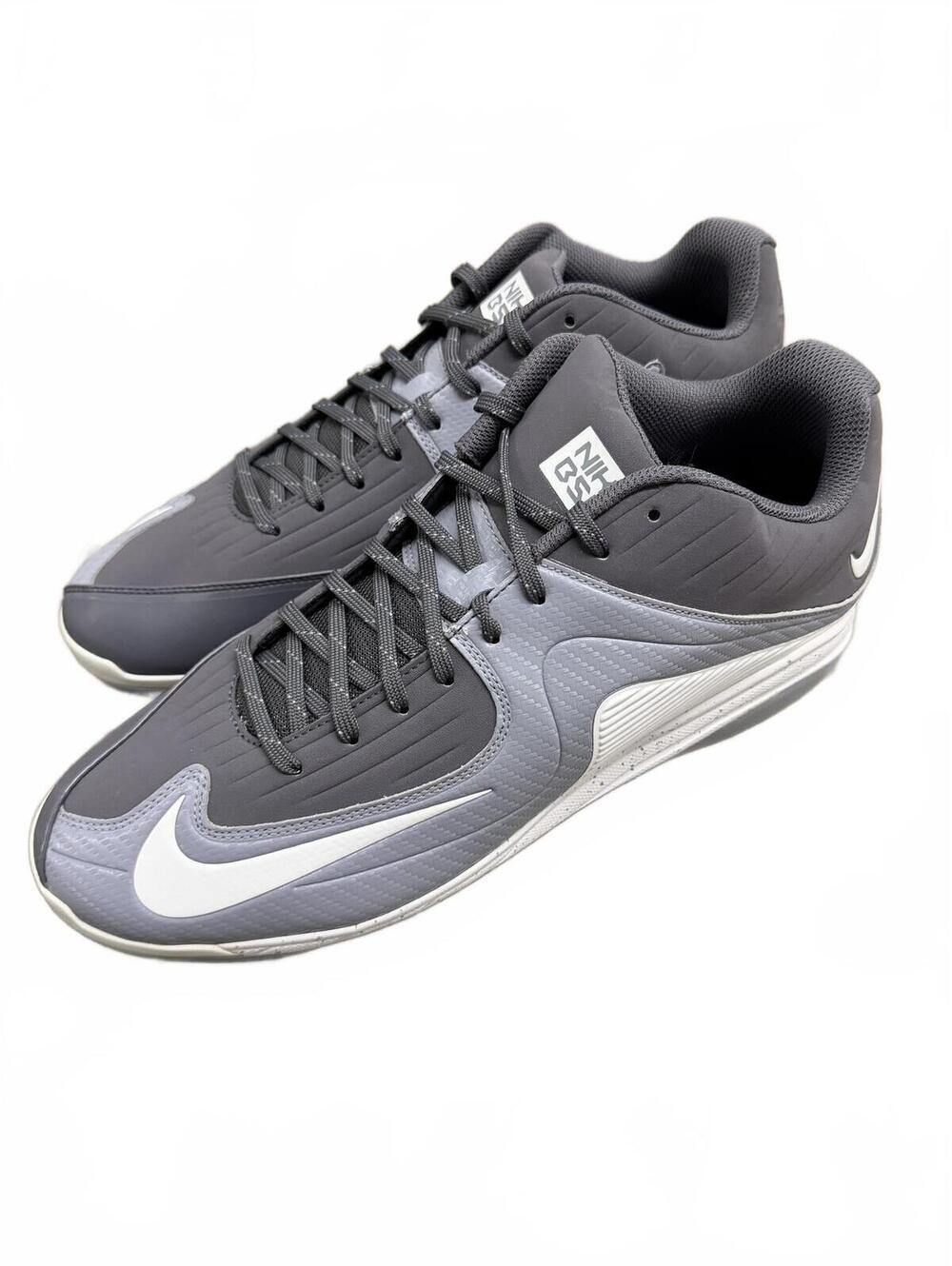 Metal 13.5 Nike Gray and White Baseball Cleats with Metal Spikes